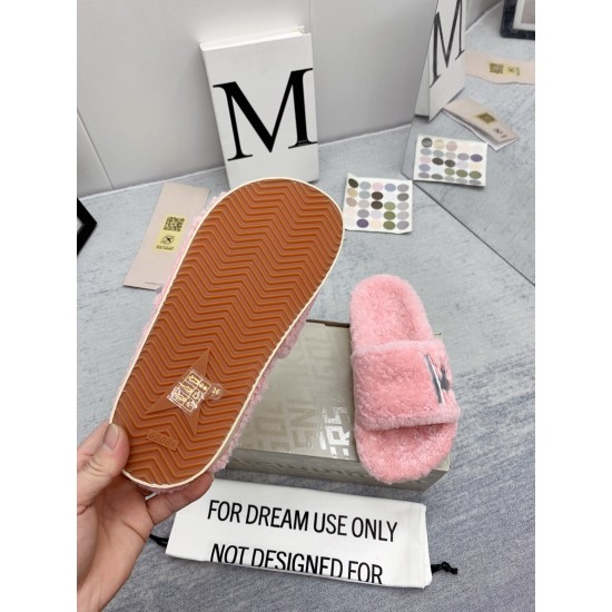 GGDB slippers