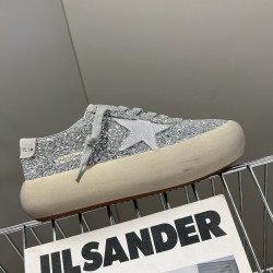 GGDB slippers