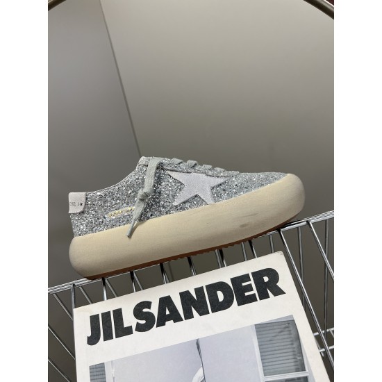 GGDB slippers