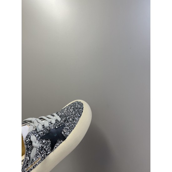 GGDB slippers