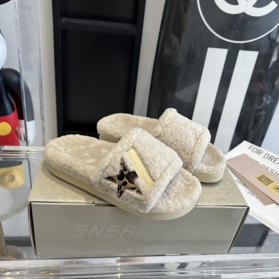 GGDB slippers
