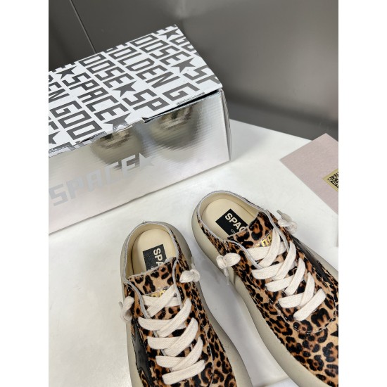 GGDB slippers
