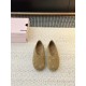 GGDB slippers