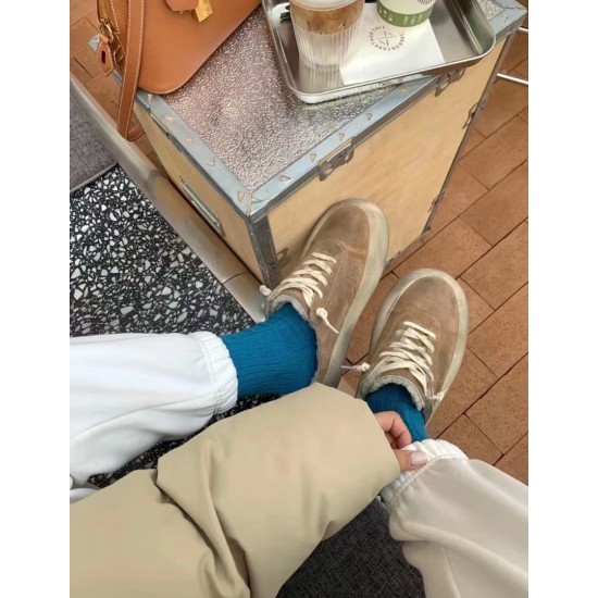 GGDB slippers