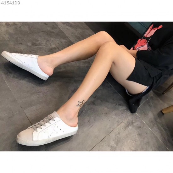 GGDB slippers