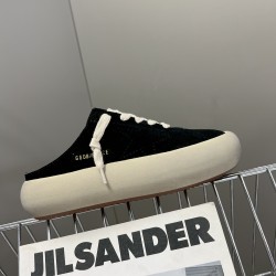 GGDB slippers