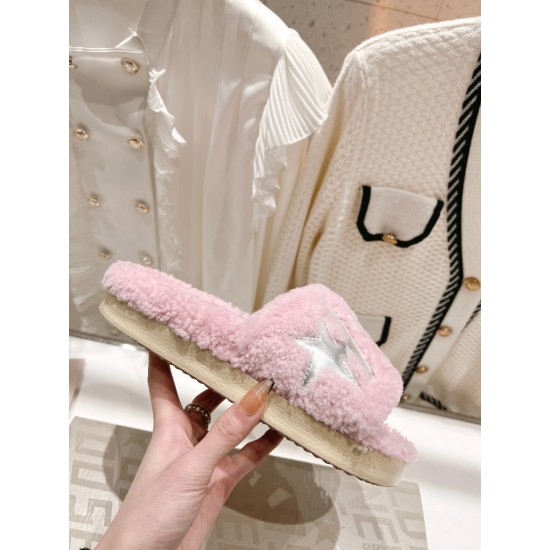 GGDB slippers