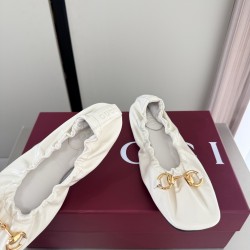 Gucci Fashion shoes Top Quality
Women 35-41