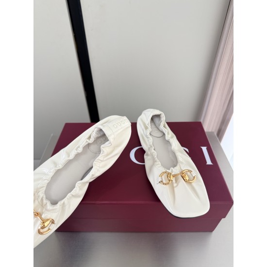 Gucci Fashion shoes Top Quality
Women 35-41