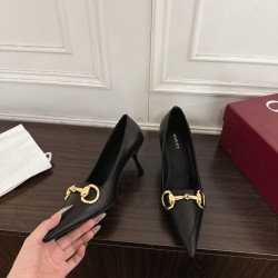 Gucci Fashion shoes Top Quality
Women 35-41