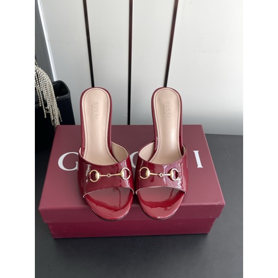 Gucci Fashion shoes Top Quality
Women 35-41