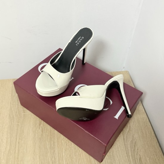 Gucci Fashion shoes Top Quality
Women 35-41