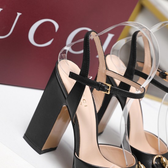 Gucci Fashion shoes Top Quality
Women 35-41