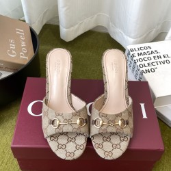 Gucci Fashion shoes Top Quality
Women 35-41