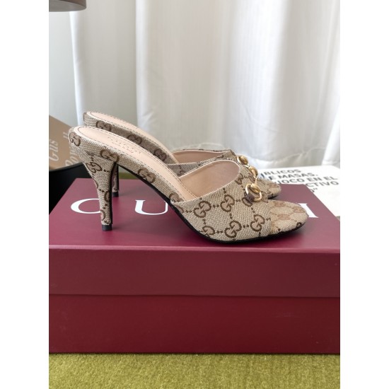 Gucci Fashion shoes Top Quality
Women 35-41