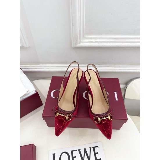 Gucci Fashion shoes Top Quality
Women 35-41