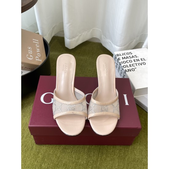 Gucci Fashion shoes Top Quality
Women 35-41