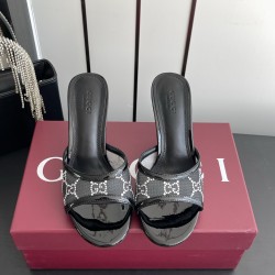 Gucci Fashion shoes Top Quality
Women 35-41