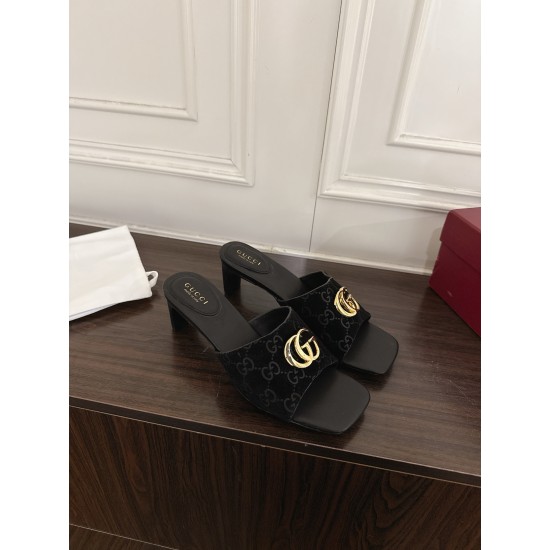 Gucci Fashion shoes Top Quality
Women 35-41