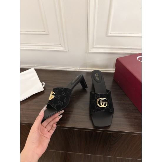 Gucci Fashion shoes Top Quality
Women 35-41