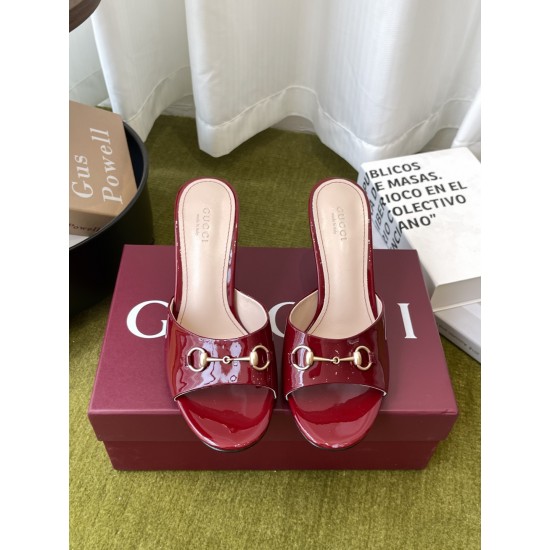 Gucci Fashion shoes Top Quality
Women 35-41