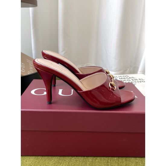 Gucci Fashion shoes Top Quality
Women 35-41