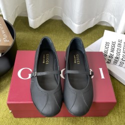 Gucci Fashion shoes Top Quality
Women 35-41
