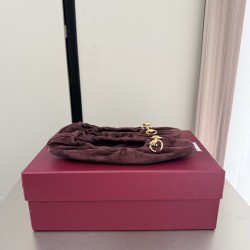Gucci Fashion shoes Top Quality
Women 35-41