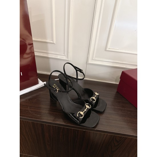 Gucci Fashion shoes Top Quality
Women 35-41