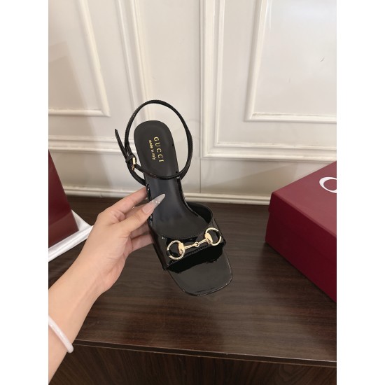 Gucci Fashion shoes Top Quality
Women 35-41