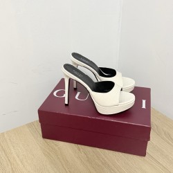 Gucci Fashion shoes Top Quality
Women 35-41