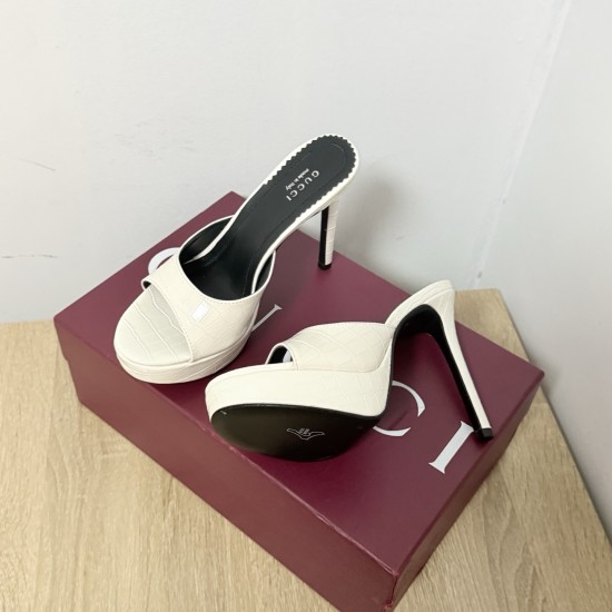 Gucci Fashion shoes Top Quality
Women 35-41