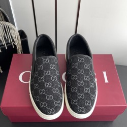 Gucci Skate Shoes Top Quality
Women 35-41
men 3-45
