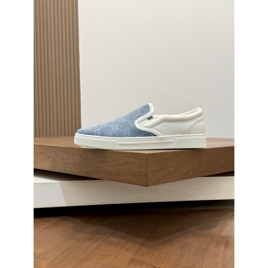 Gucci Skate Shoes Top Quality
Women 35-41
men 3-45