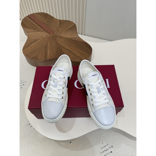 Gucci Skate Shoes Top Quality
Women 35-41
men 3-45