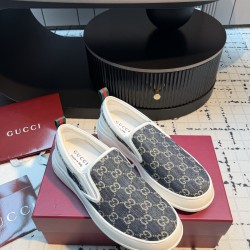 Gucci Skate Shoes Top Quality
Women 35-41
men 3-45