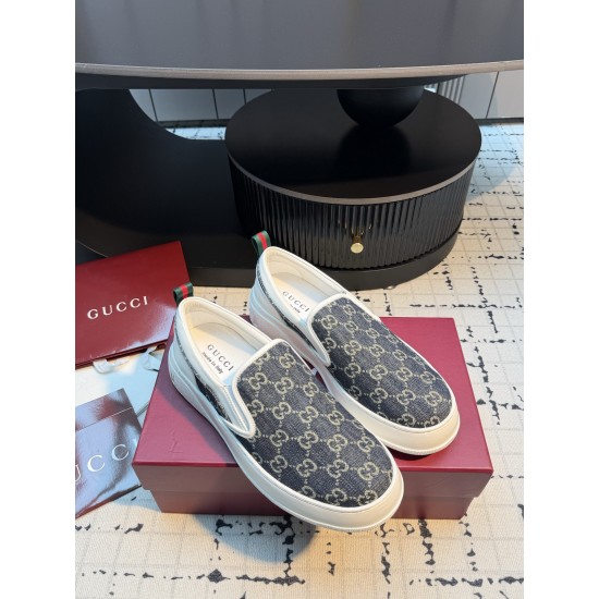 Gucci Skate Shoes Top Quality
Women 35-41
men 3-45