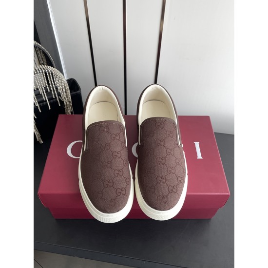 Gucci Skate Shoes Top Quality
Women 35-41
men 3-45