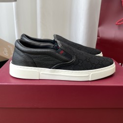 Gucci Skate Shoes Top Quality
Women 35-41
men 3-45