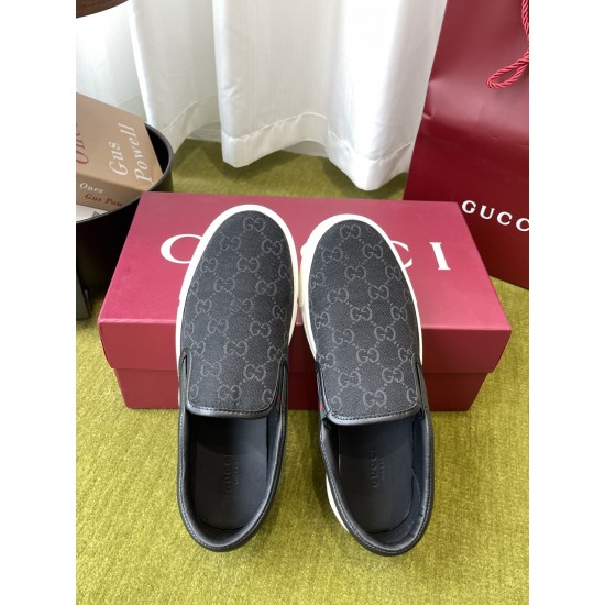 Gucci Skate Shoes Top Quality
Women 35-41
men 3-45
