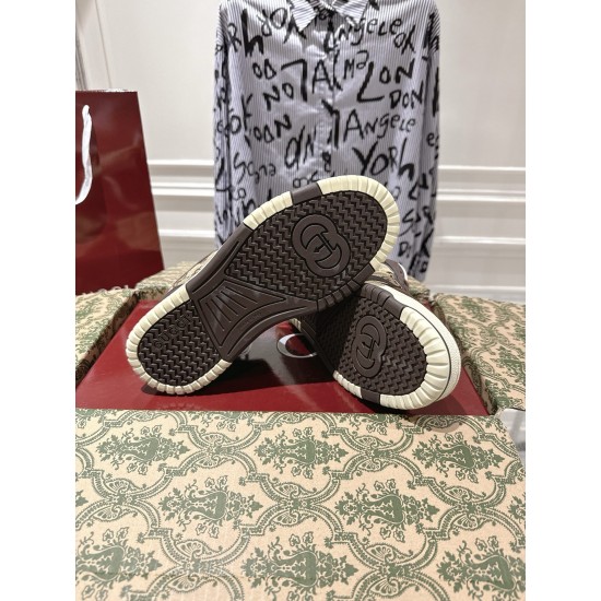 Gucci Skate Shoes Top Quality
Women 35-41
men 3-45