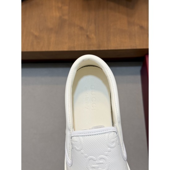 Gucci Skate Shoes Top Quality
Women 35-41
men 3-45
