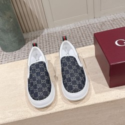 Gucci Skate Shoes Top Quality
Women 35-41
men 3-45
