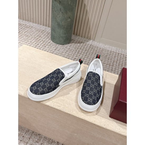 Gucci Skate Shoes Top Quality
Women 35-41
men 3-45