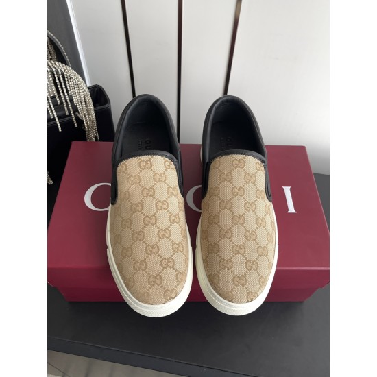 Gucci Skate Shoes Top Quality
Women 35-41
men 3-45