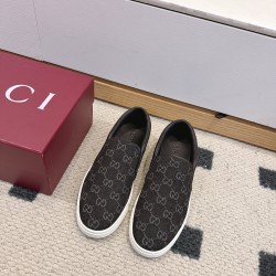 Gucci Skate Shoes Top Quality
Women 35-41
men 3-45