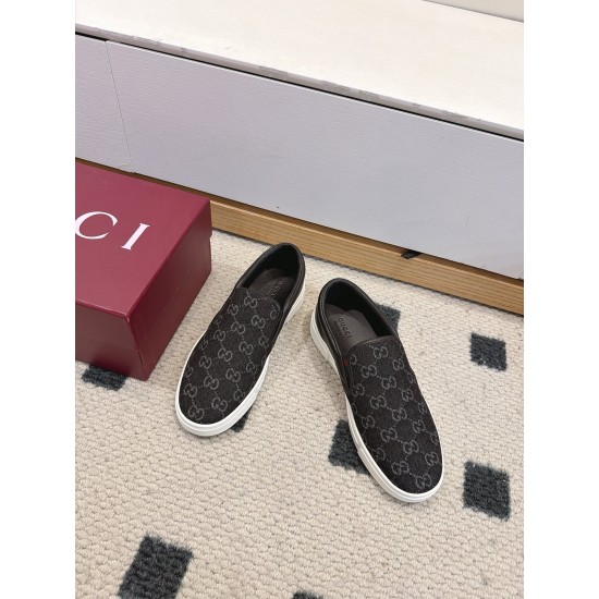 Gucci Skate Shoes Top Quality
Women 35-41
men 3-45