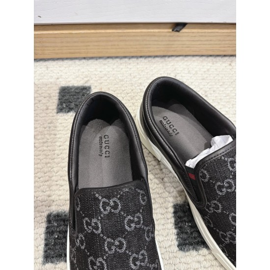 Gucci Skate Shoes Top Quality
Women 35-41
men 3-45