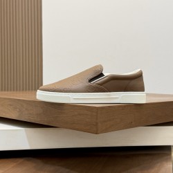 Gucci Skate Shoes Top Quality
Women 35-41
men 3-45