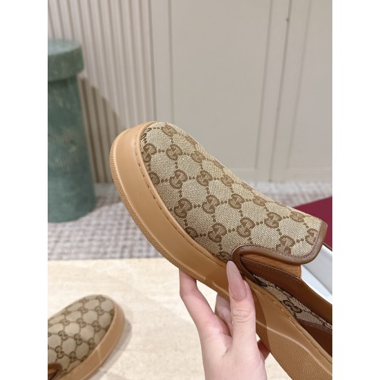 Gucci Skate Shoes Top Quality
Women 35-41
men 3-45